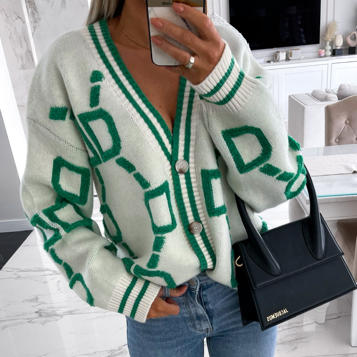 Strickcardigan mit V-Ausschnitt