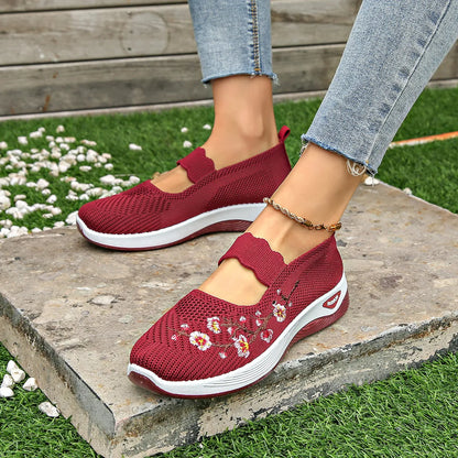 Orthopädische Schuhe mit Blumenmuster